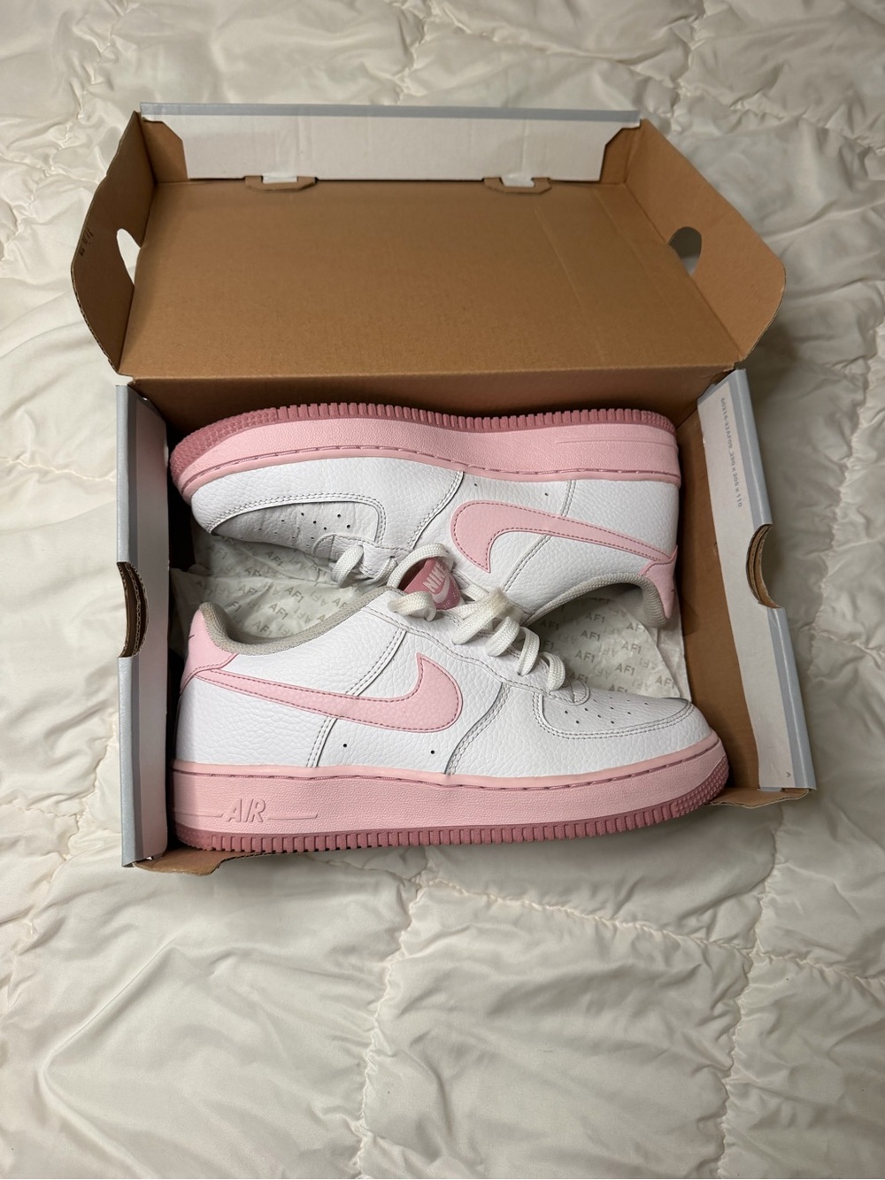 Nike Air Force 1 Low White and Pink Casual Sneakers